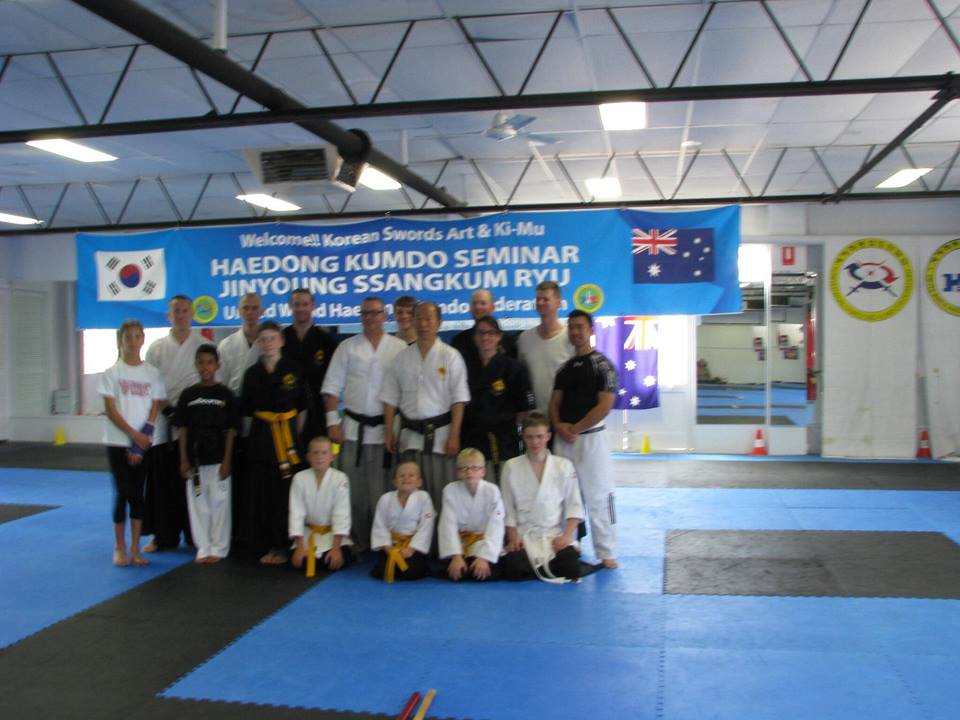 (In English, Russian, German, French, Spanish, Portuguese)Feedback from the 2013 Jinyoung Ssangkum  Ryu Haedong Kumdo Australian Seminar,호주 해동검도 연합회 행사 후기(영어,러시아어,독어,불어,스페인어,포루투칼어번역)